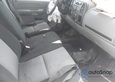 2008 Chevrolet Silverado 1500 Work Truck z USA, uszkodzony, nr VIN 1GCEK19J88E196690